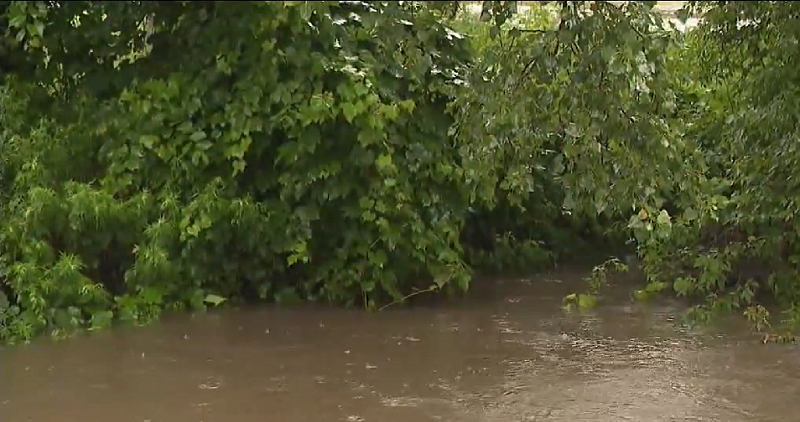 Heavy rains flood much of region Heavy rains flood much of region