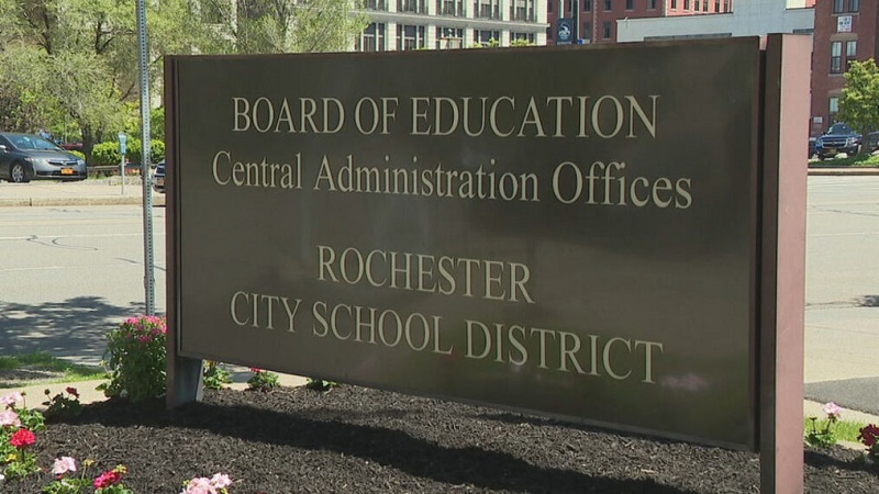 The Rochester Board of Education voted to move the start of class to September 9 The Rochester Board of Education voted to move the start of class to September 9