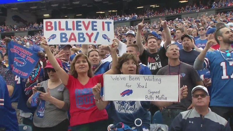 More than 700 Bills season ticket holders request refund after the vaccine requirement More than 700 Bills season ticket holders request refund after the vaccine requirement