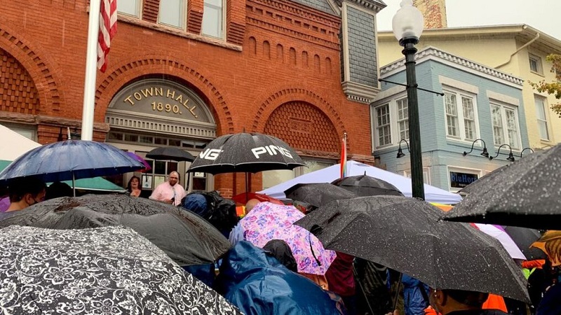 Organization ‘PittsFORWARD’ holds rally for unity in Pittsford