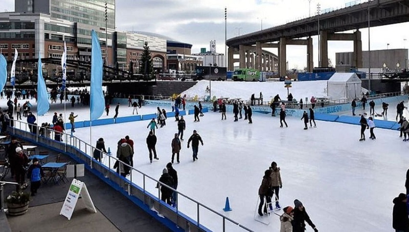 Outdoor ice rinks are open throughout Monroe County